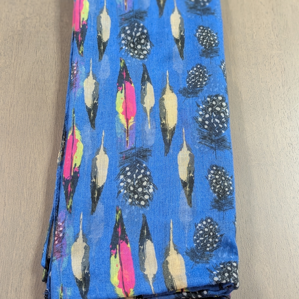 Colorful Infinity Feather Print Scarf